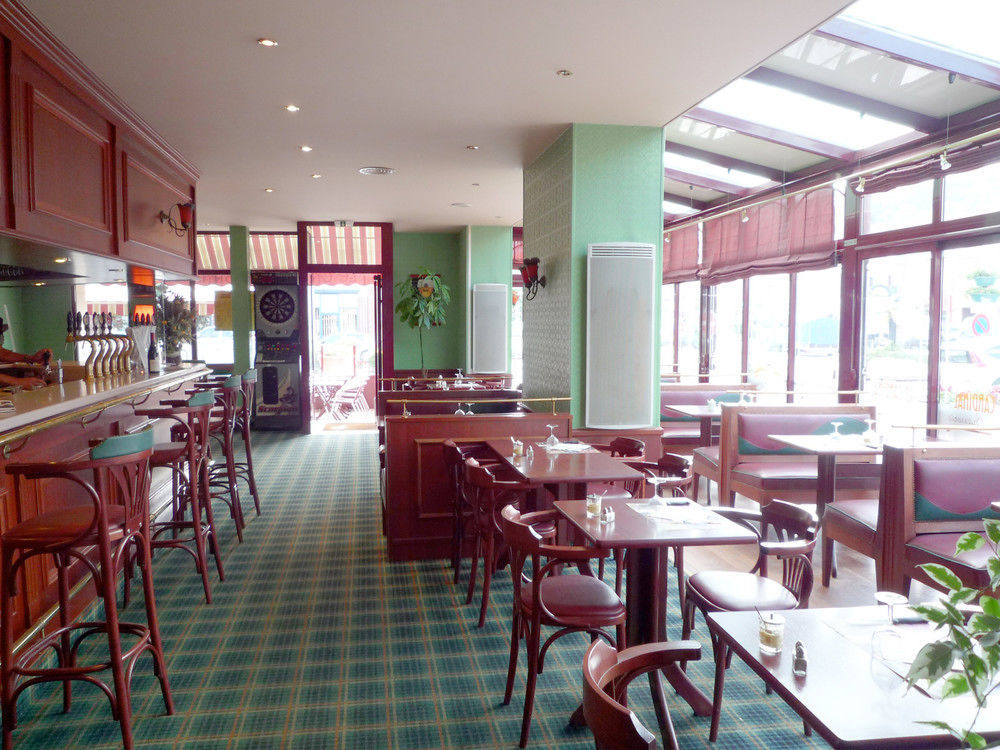 Hotel & Restaurant Le Cardinal Poix-de-Picardie Экстерьер фото